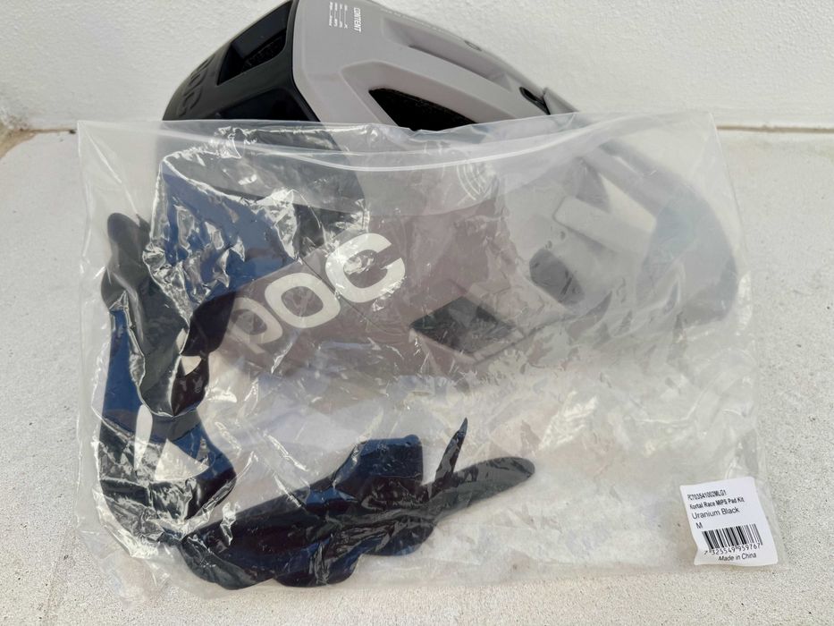 Capacete POC Kortal Race Mips Tamanho L+ kit de esponjas extra