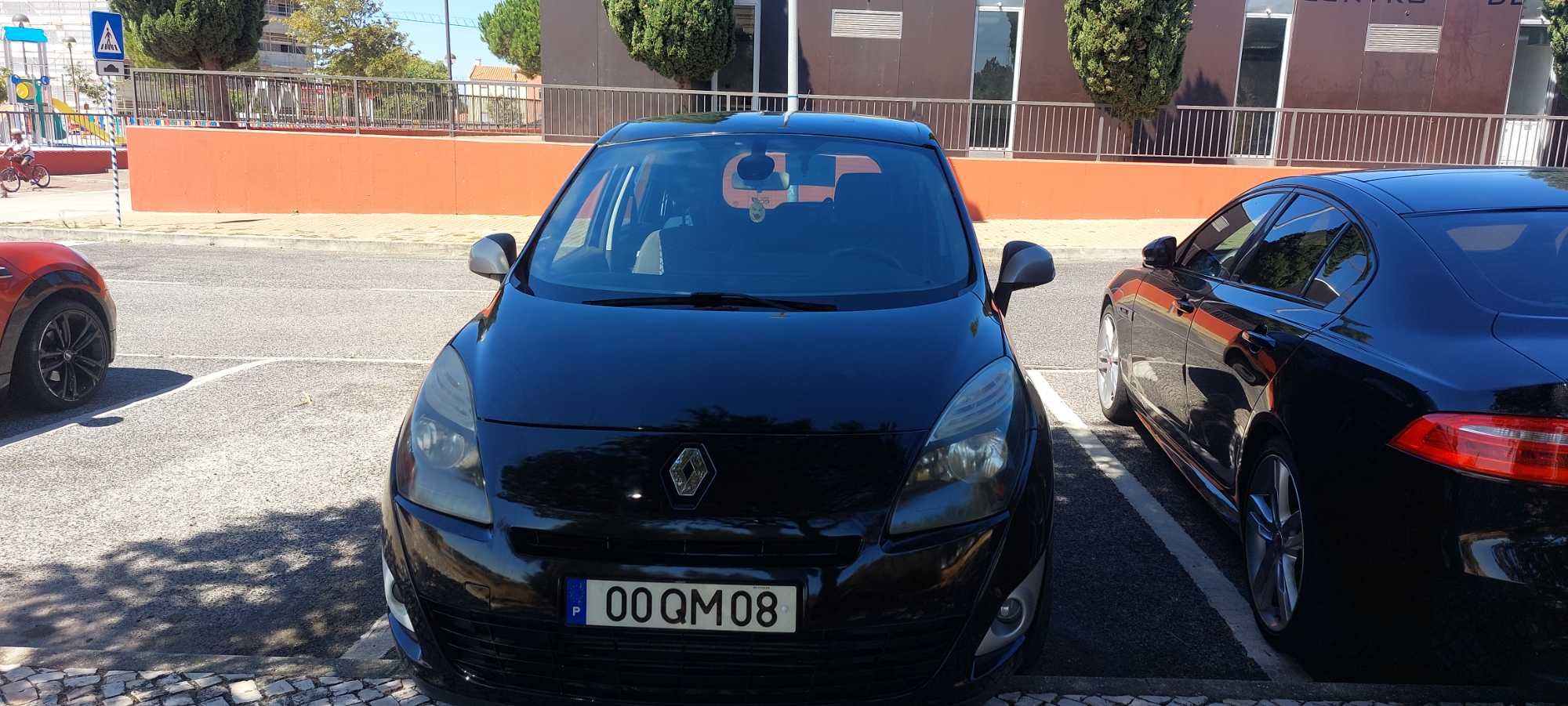 Renault Scenic 7. Lug