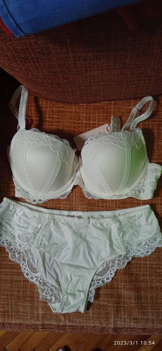 Бюстгальтер puch up