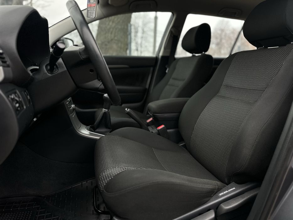 Продам Toyota Avensis 2006