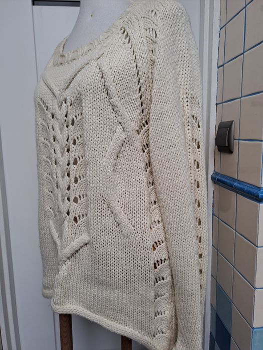 Biały sweter L Pull&Bear