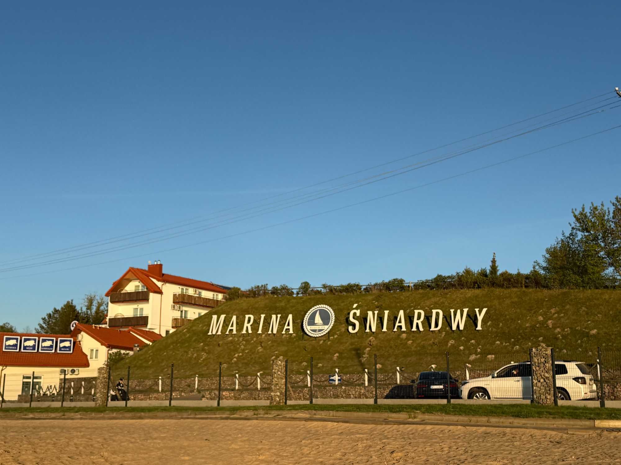 DZIAŁKI REKREACYJNE NA SPRZEDAŻ – 1200 m² – przy jeziorze Śniardwy