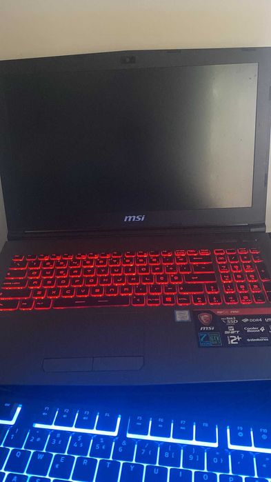 Portatil MSI GV62 7RE