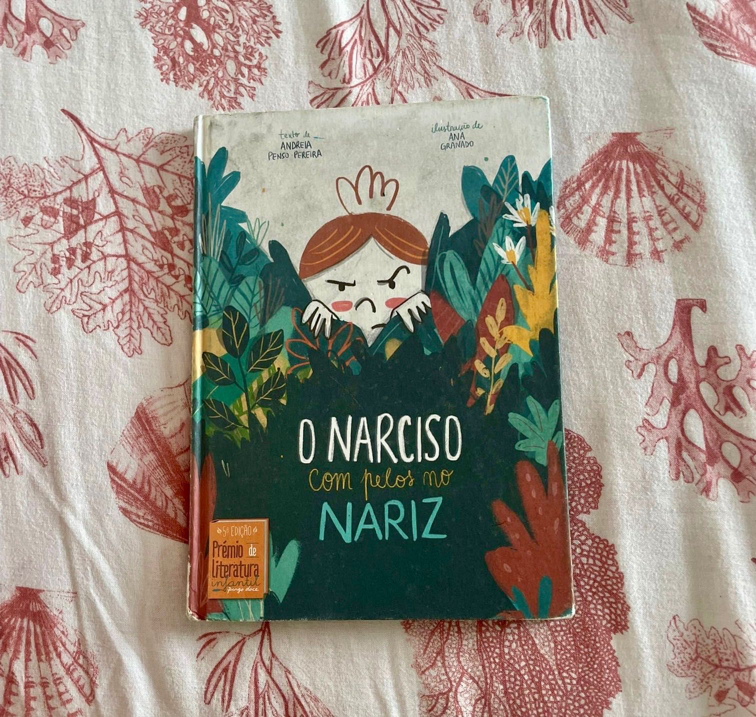 Vendo livro NARCIZO com pelos no nariz