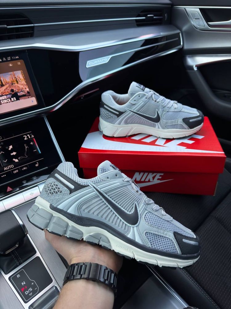 Мужские кроссовки найк вомеро 5 Nike Vomero 5 New Gray Silver Black