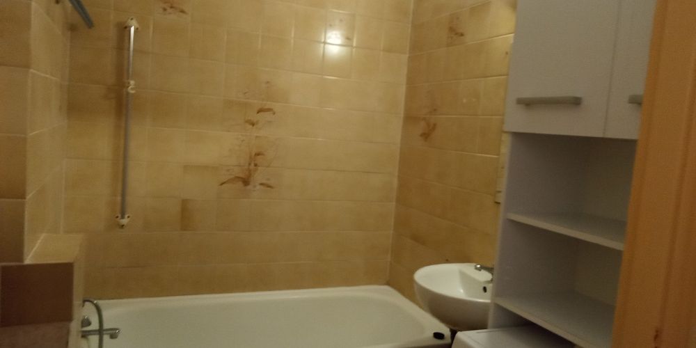 Mieszkanie dwupokojowe 52 m2 do wynajęcia od zaraz.