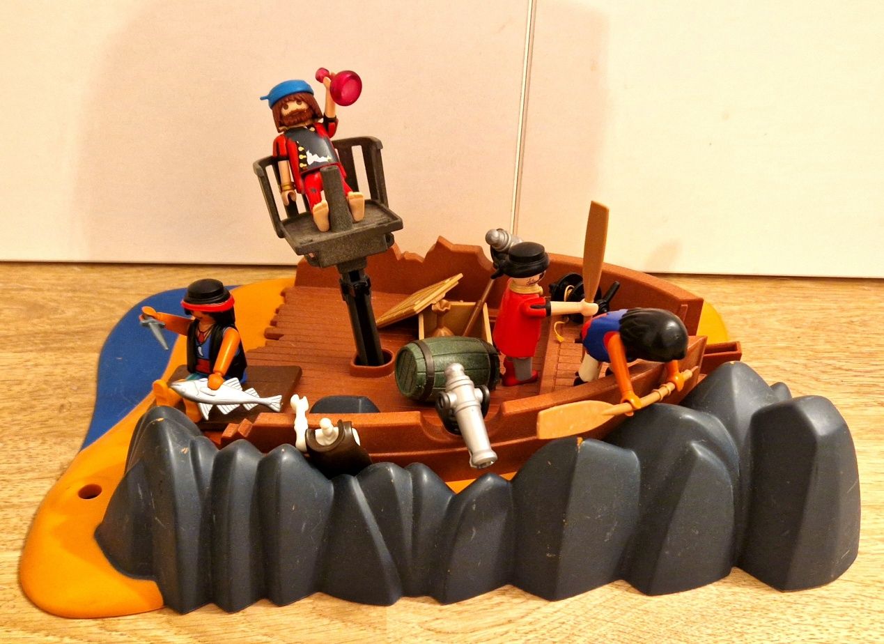 Wyspa piracka Playmobil 4136 piraci statek