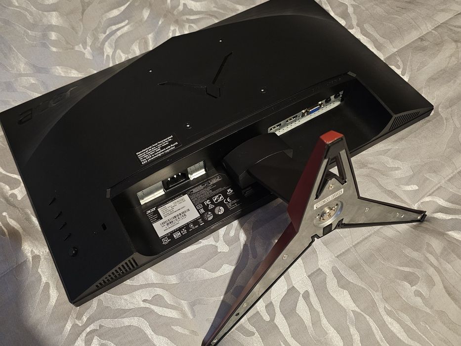 Monitor Acer Nitro 24' 144hz