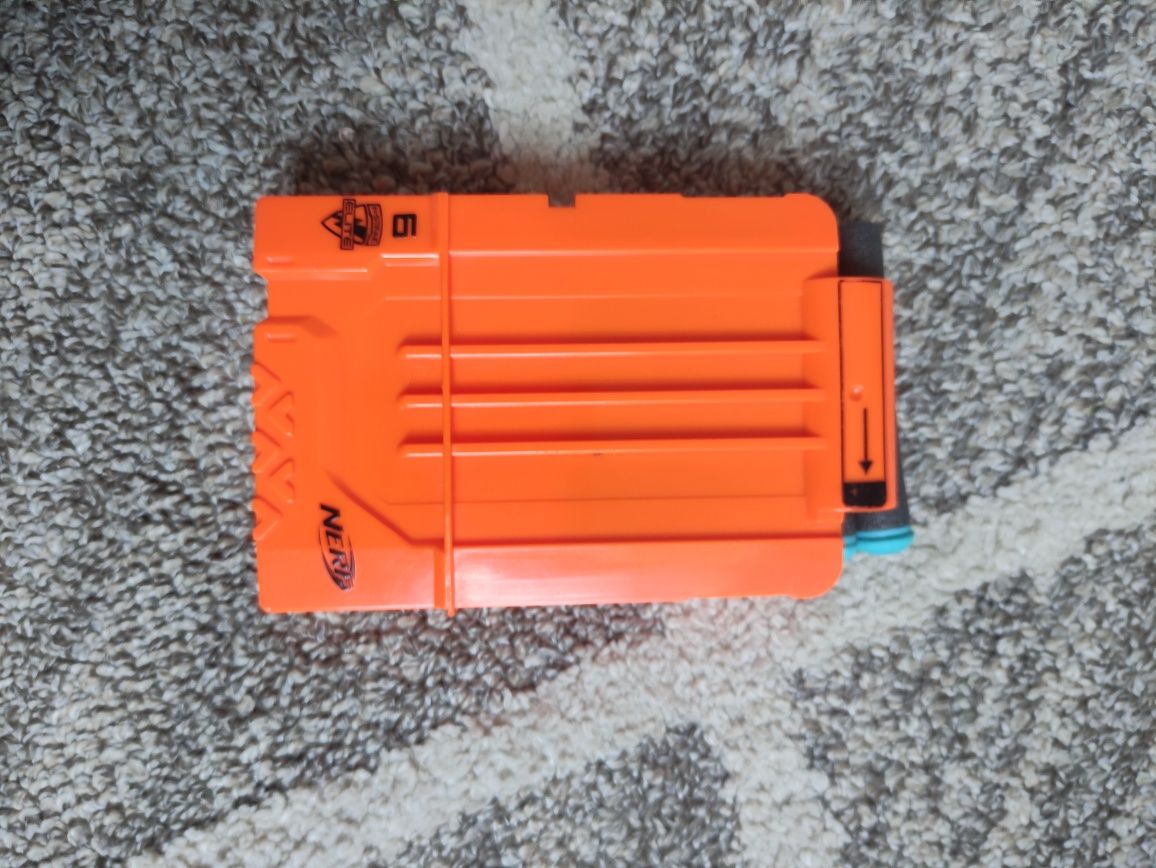 Zestaw pistolet NERF Styfe+ magazynki