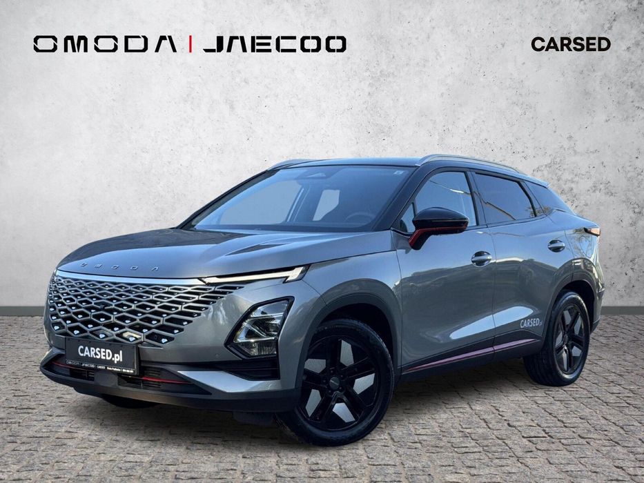 Omoda 5 Premium Carbon black & Aviation silver 2025