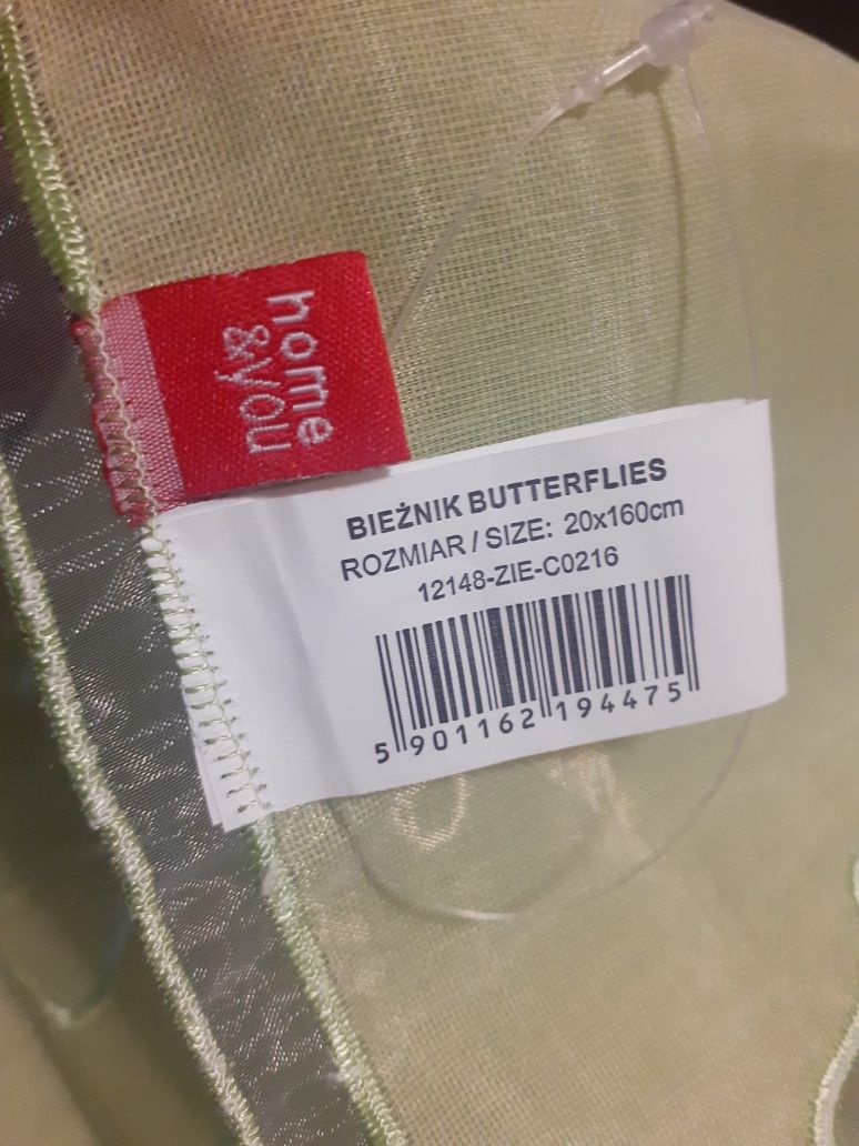 Nowy wiosenny bieżnik na stół home&you zielony w motylki