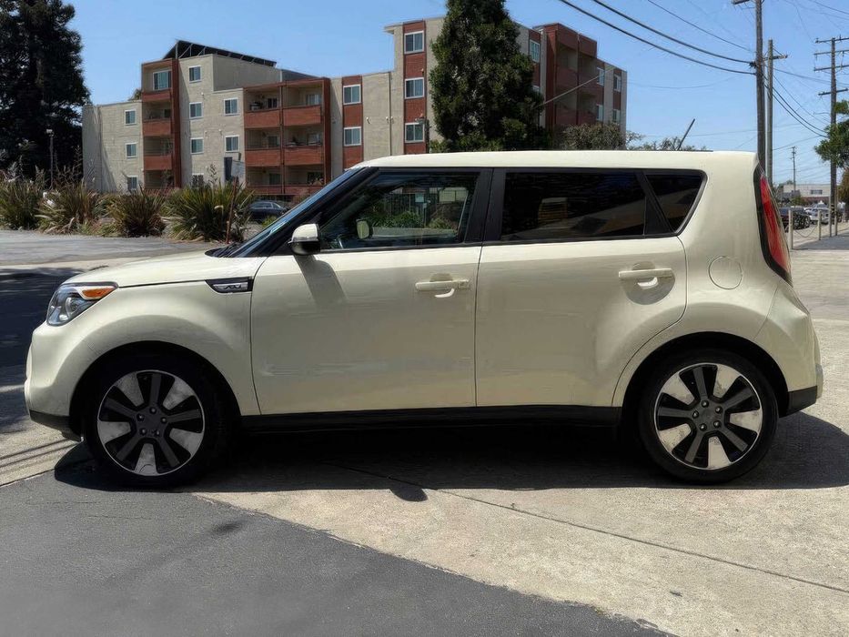 Kia Soul      2016