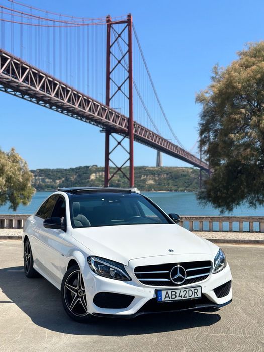 Mercedes C350e branco como novo