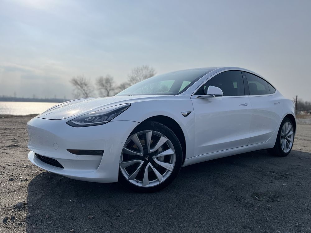 Tesla model 3 long range dual motor 2020
