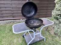 Grill na wegiel drzewny - duzy
