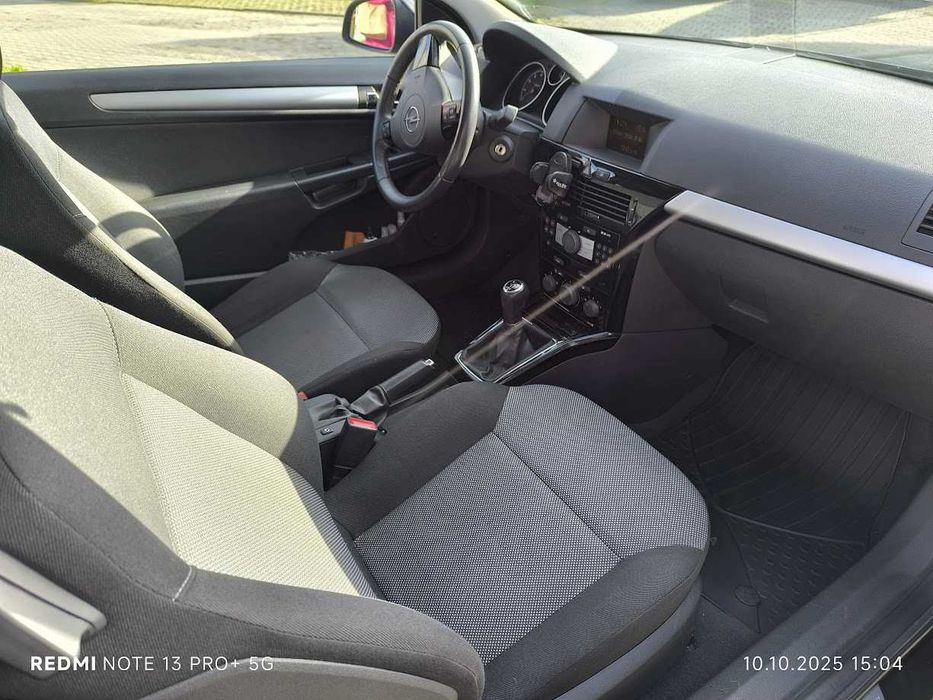 Opel ASTRA III GTC 1.6 Enjoy Hatchback