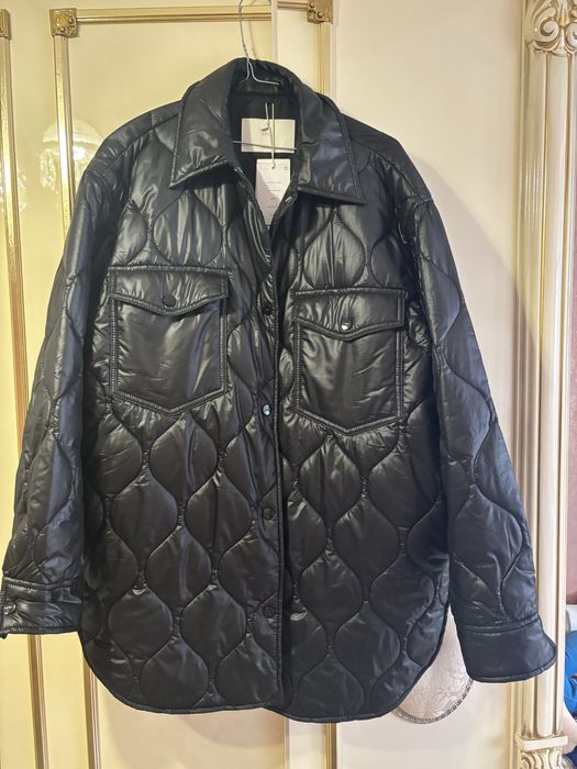 Продам куртку Mango S