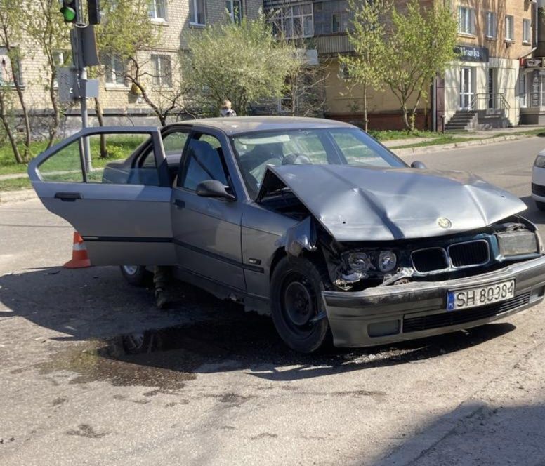 BMW e36 316 после дтп