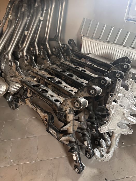 Підрамник Подрамник Audi Q5 8R Балка Ауді Ку5 8Р передній задній