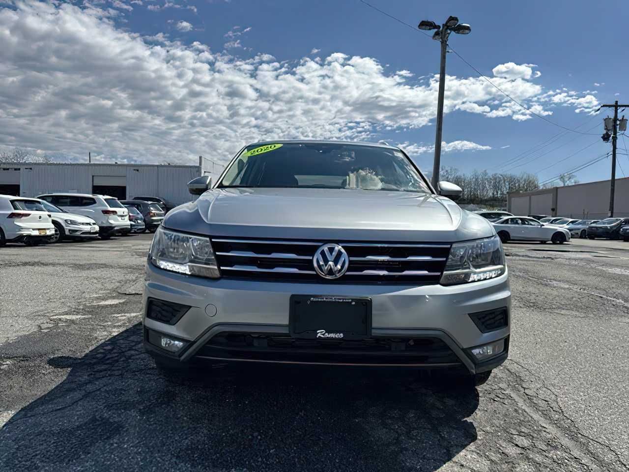 Volkswagen Tiguan SEL  2020