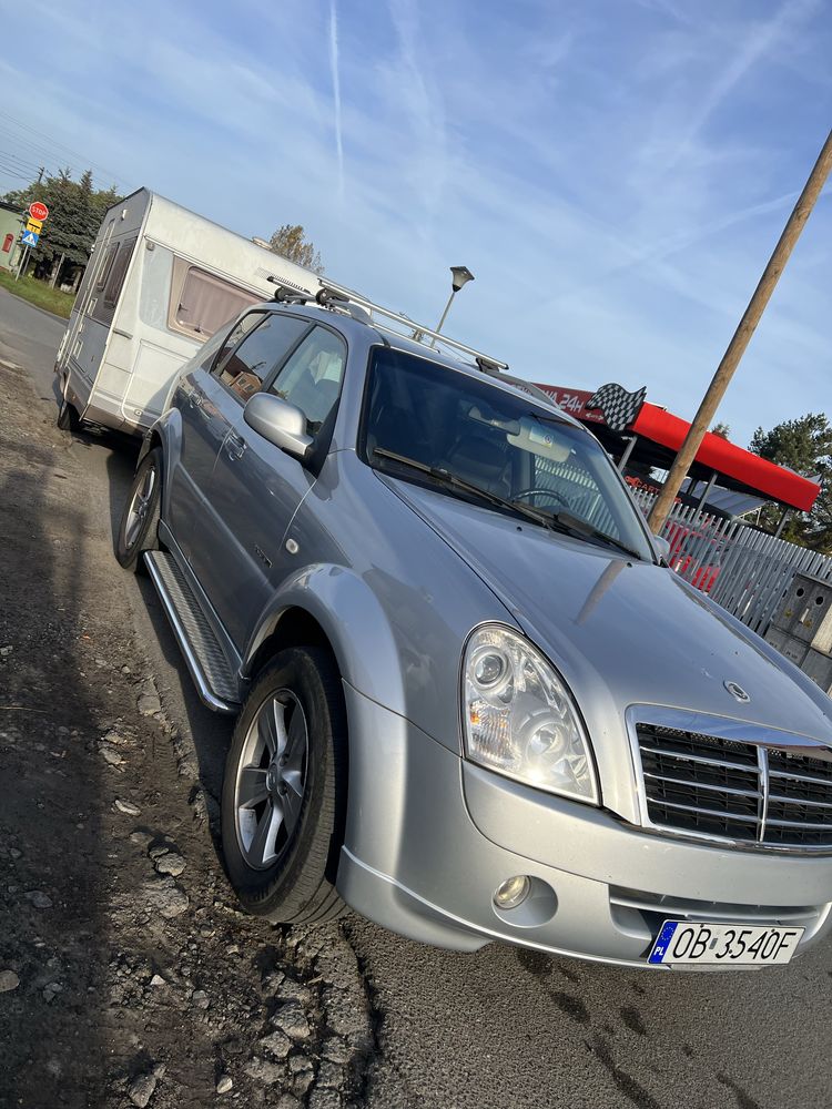SsangYong Rexton, w bardzo dobrym stanie.