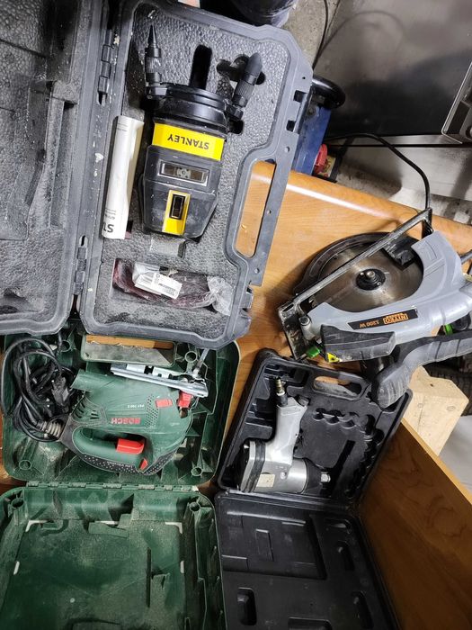 Narzędzia budowlane