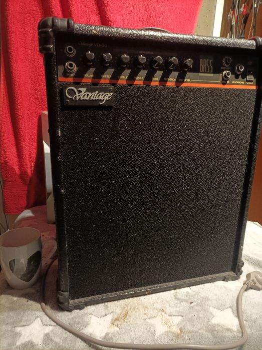 Wzmacniacz/piecyk gitarowy.Tanio!