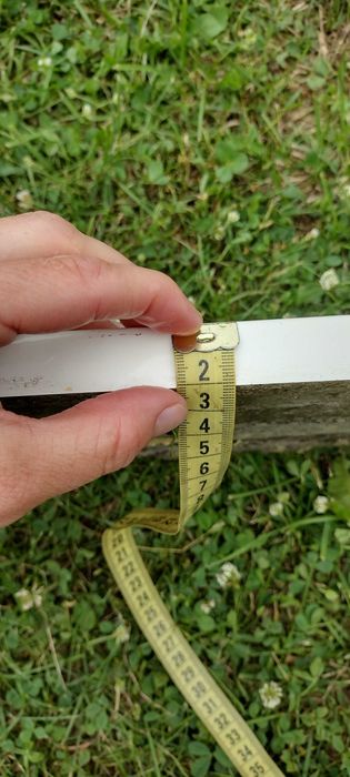 parapet biały, wewnętrzny długość 90 cm
