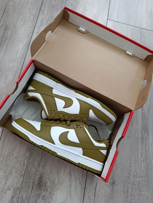 Nike Dunk Low Retro Olive 42,5