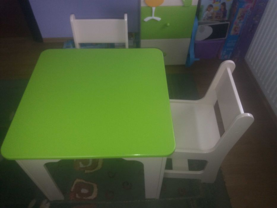 łóżko 160/200,materac,stolik,krzesła, szafki-domki- komplet