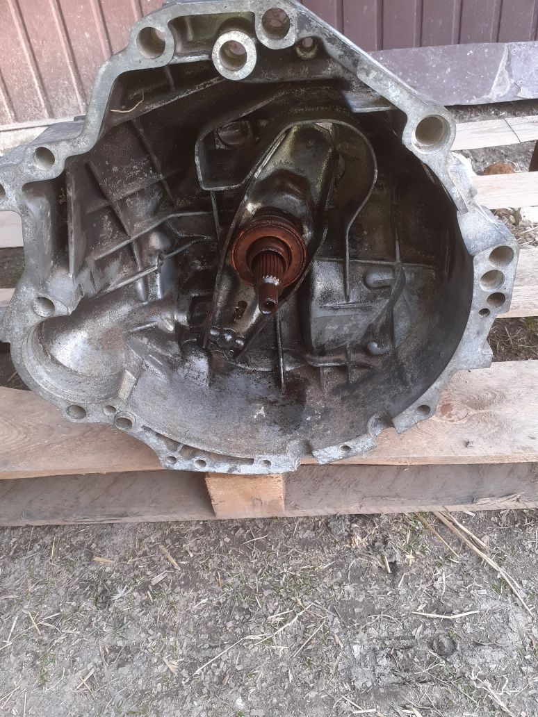 Skrzynia biegów passat b5.