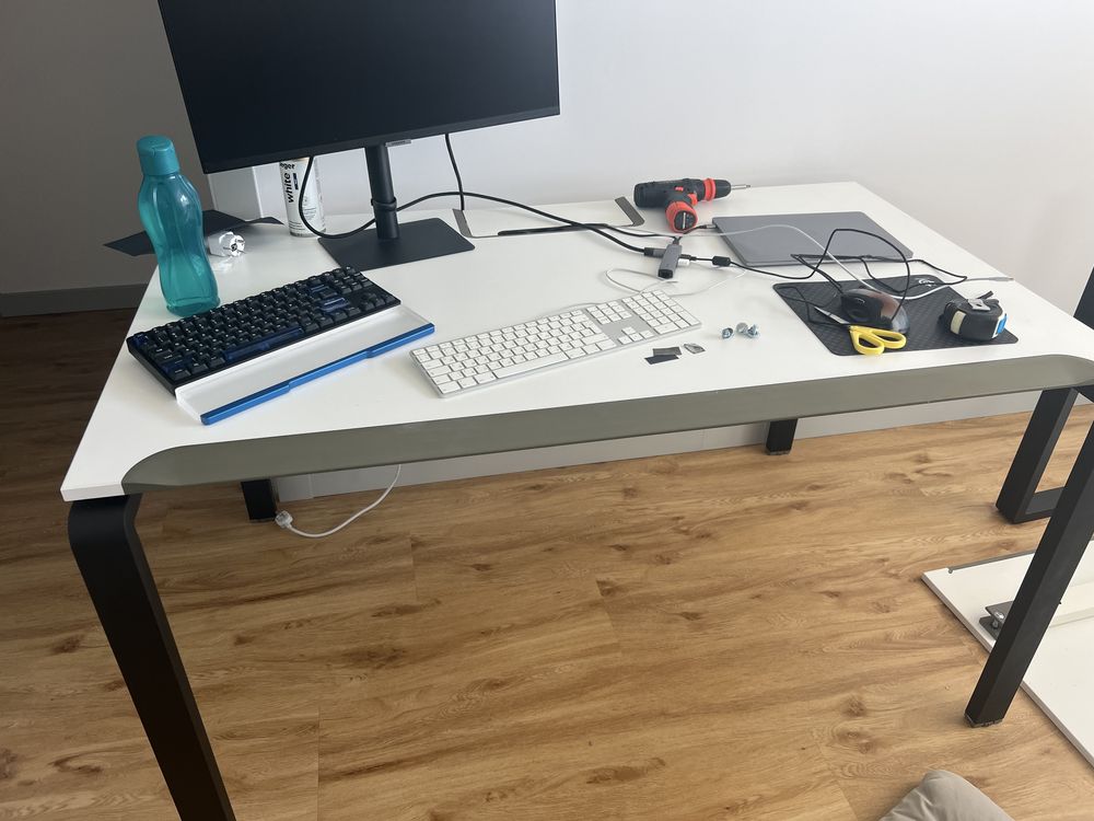 Biurko computerowe 140x80