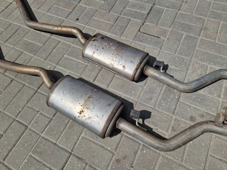 BMW 1 E87 118d 120d M47 2.0d Wydech Tłumik Środkowy Komplet BDB