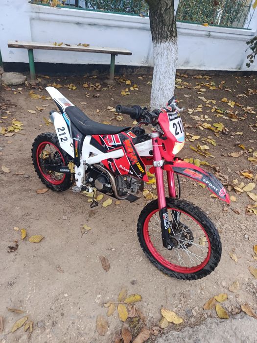 Обменяю на квадрик 200 кубовий