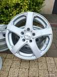 16 5x114,3 Kia Renault Honda 6,5J et45