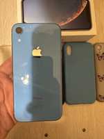 iPhone XR 128 Blue идеальный + чехлы
