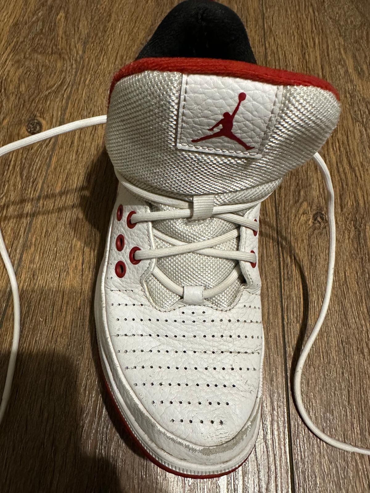 Buty Jordan max aura 5