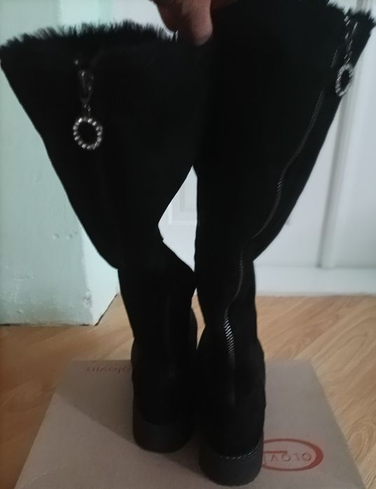 Зимові замшевііі ботфорди,38 р