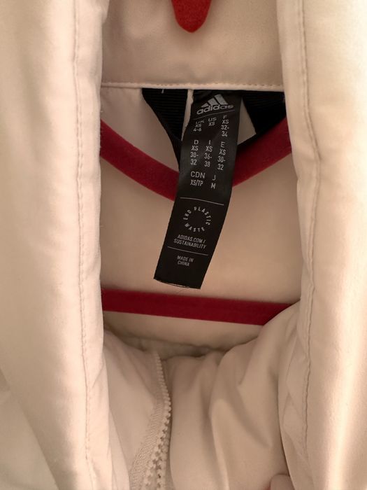 Куртка adidas(пуховик)