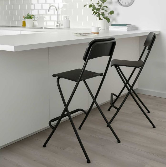 Banco alto c/encosto, dobrável, alto preto/preto, 63 cm
