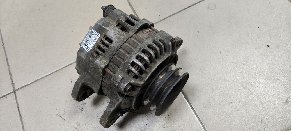 Продам генератор авто Мицубиси