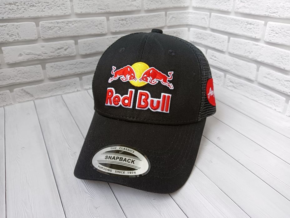 Літня бейсболка Redbull кепка сітка