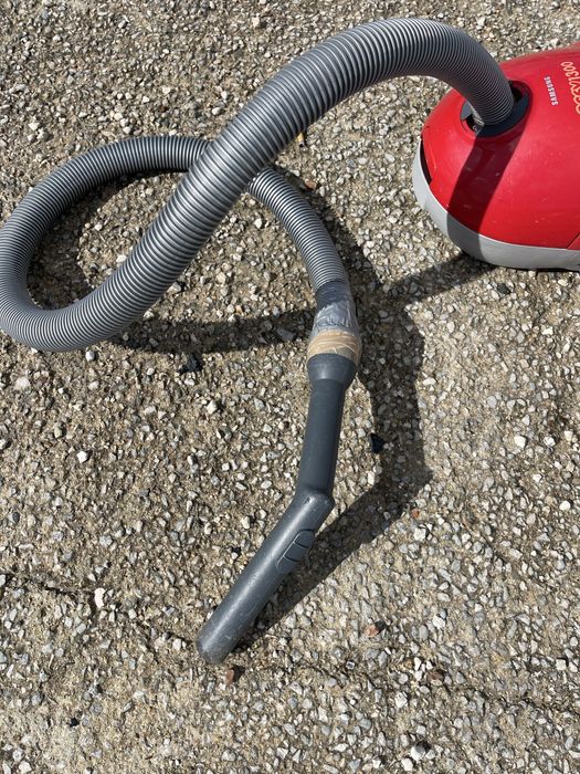 Aspirador samsung excelente