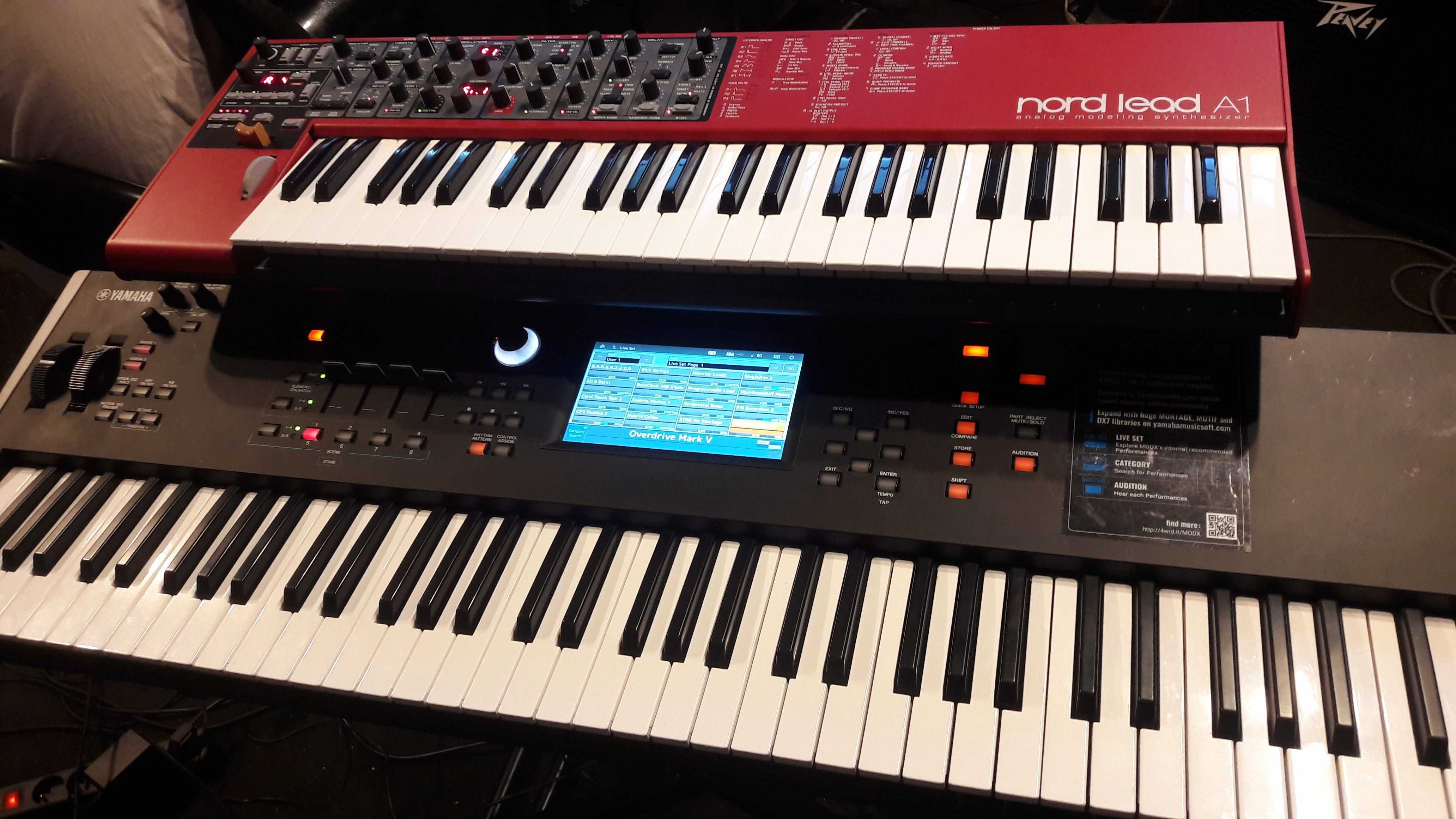 YAMAHA MODX7 używany syntezator workstation