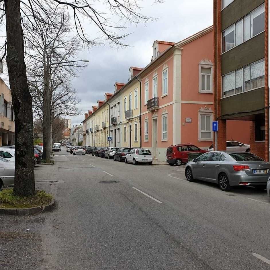 Arrenda-se Apartamento T2