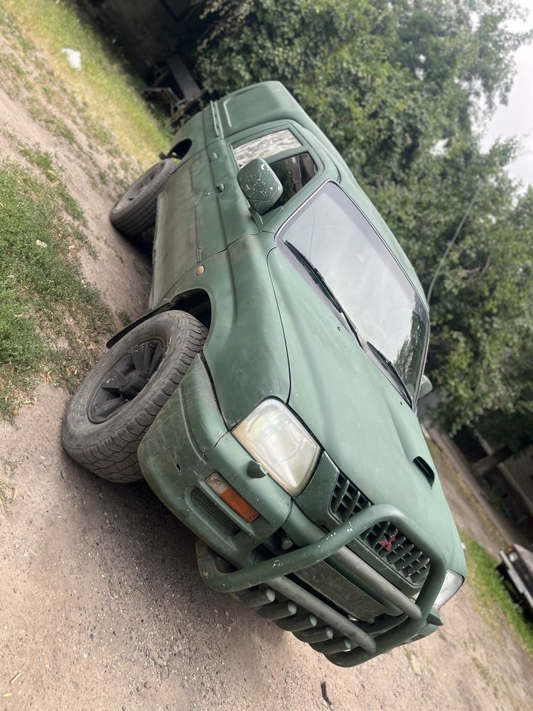 Mitsubishi L200 2.5TDi 4x4 мкпп