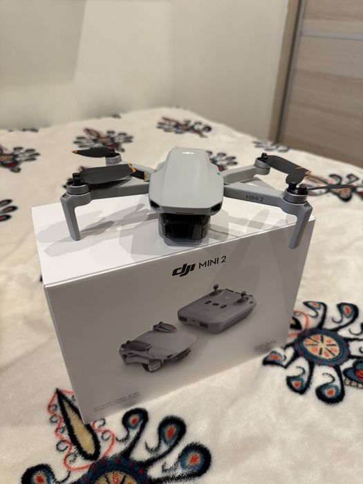 Dron Dji Mini 2 Fly More Combo