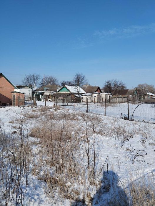 Продам дом в центре п Андреевка Балаклейского района