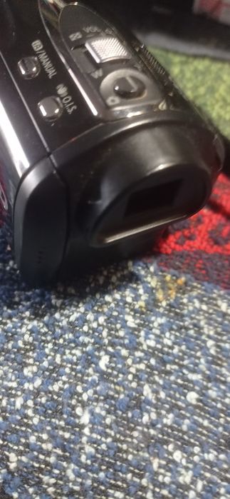 Відеокамера Panasonic HDC-TM900 з допоміжним бінокуляром