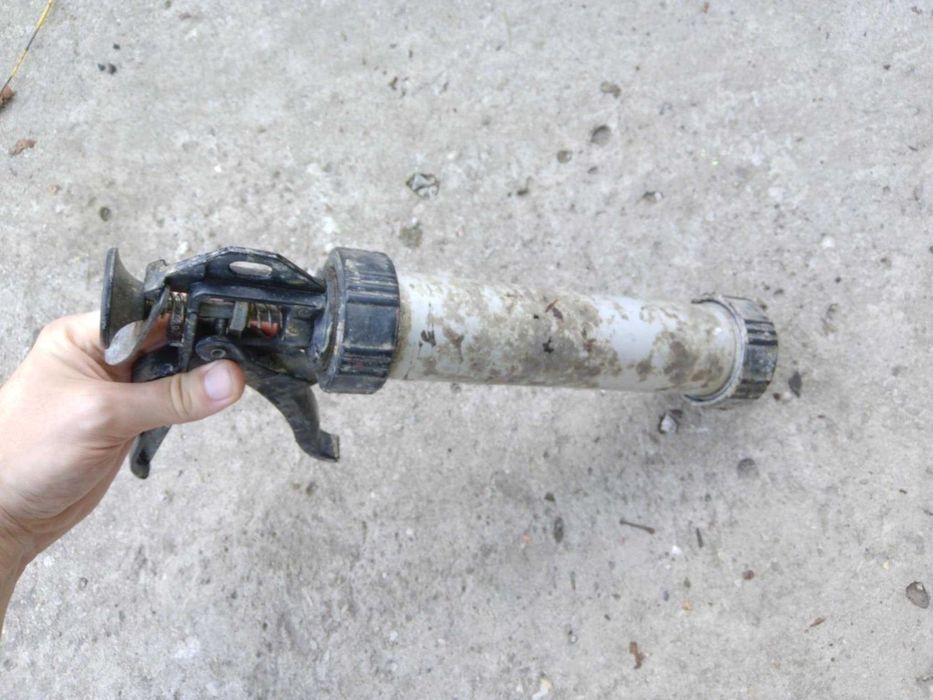 Wyciskacz do silikonu pistolet do wyciskania mas 300ml tuba obudowany